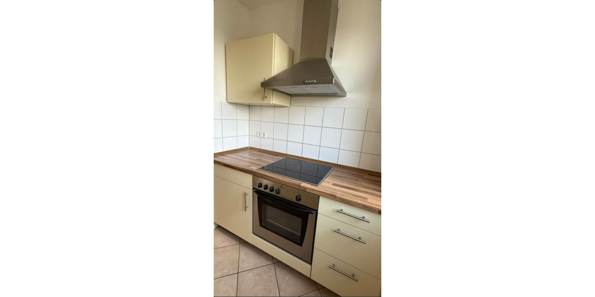 Eigentumswohnung mit großem Balkon inkl. Stellplatz 2 zimmer