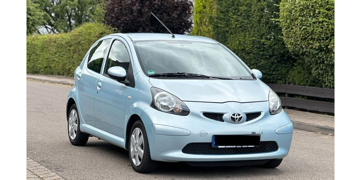 Toyota Aygo (X) 185.000 km 1.890 &euro; Hannover 30459