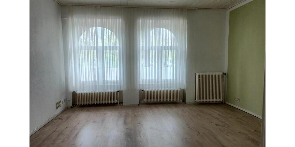 Hochparterre Hannover Linden-Limmer - 4 Zimmer, 105 m&sup2;, 299.000&euro; | Angebot:26238913