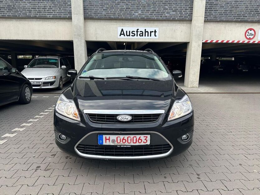 Ford Focus 137.500 km 2.998 € Hannover 30629