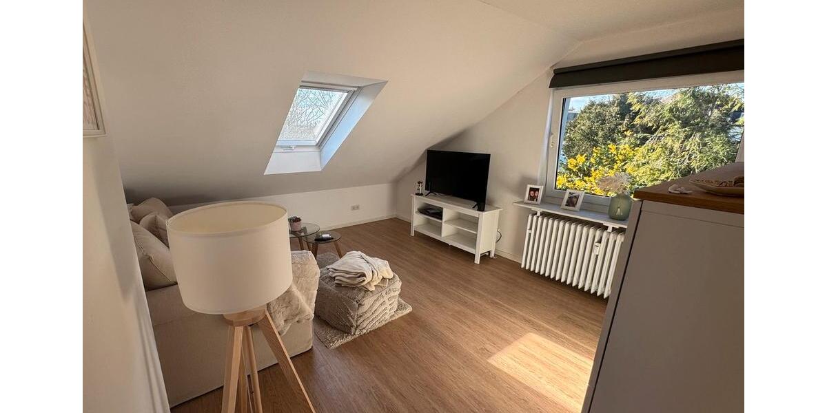 Dachgeschoßwohnung Hannover Buchholz-Kleefeld - 2 Zimmer, 45 m&sup2;, 530&euro; | Angebot:25536178