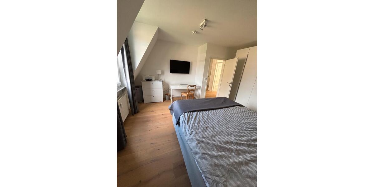 Dachgeschoßwohnung Hannover Bothfeld-Vahrenheide - 2 Zimmer, 69 m&sup2;, 275.000&euro; | Angebot:27535905