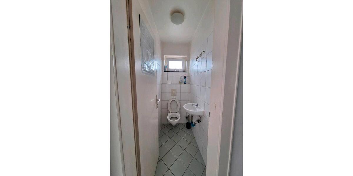 Etagenwohnung Laatzen - 5 Zimmer, 85 m&sup2;, 450&euro; | Angebot:26386033