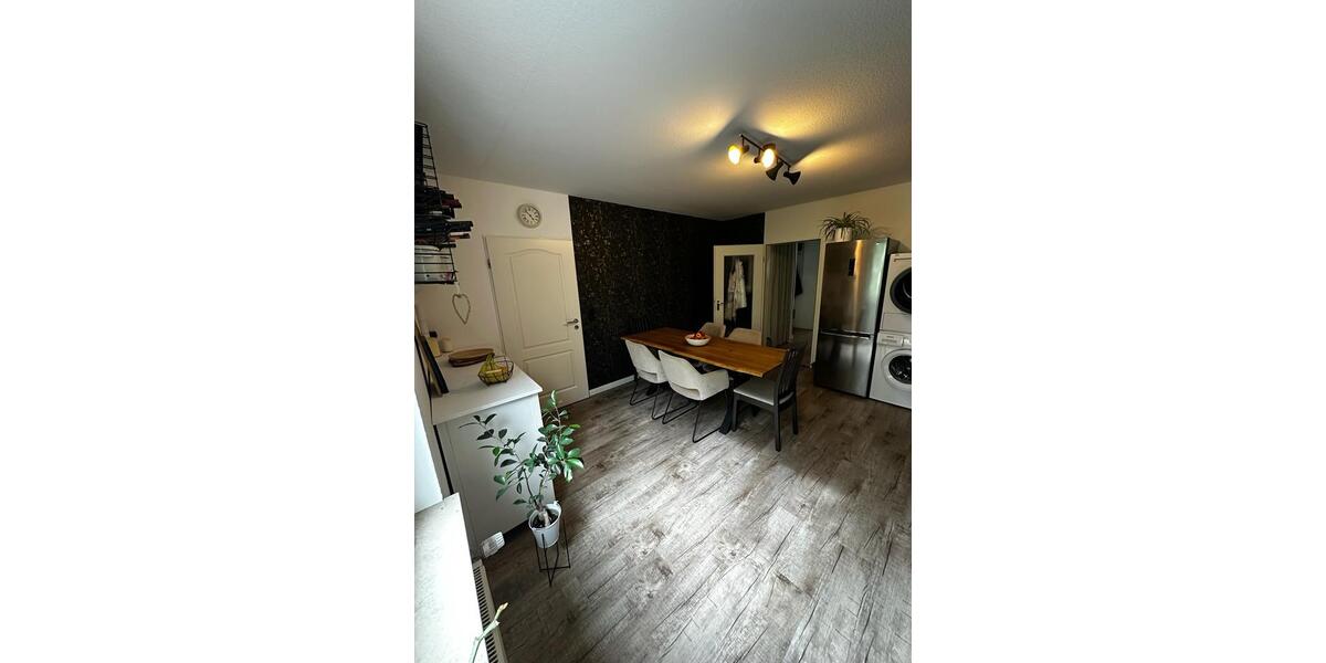 Etagenwohnung Ronnenberg - 3 Zimmer, 90 m&sup2;, 270.000&euro; | Angebot:27168785