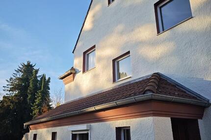 Gepflegte 4-Zimmer Doppelhaushälfte mit Garage in Hannover-Leinha 4 zimmer