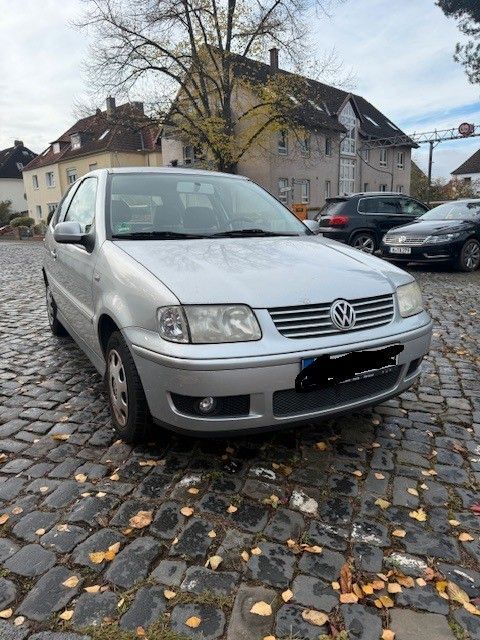 VW Polo 208.239 km 550 € Hannover 30165