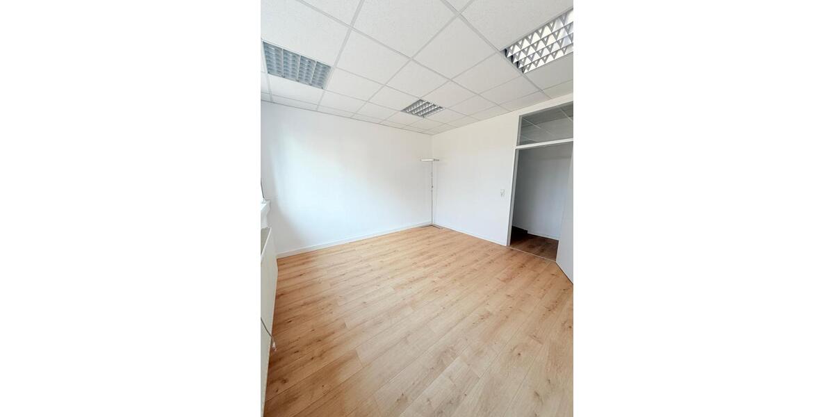 Gewerbeobjekt Langenhagen - 5.400&euro; | Angebot:24611657