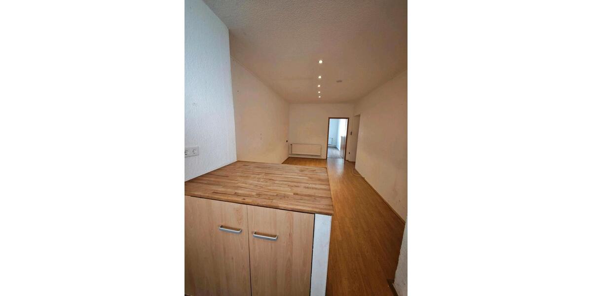 Etagenwohnung Hannover Linden-Limmer - 4 Zimmer, 90 m&sup2;, 1.100&euro; | Angebot:26403815