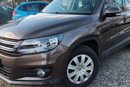 VW Tiguan 134.500 km 9.490 &euro; Springe 31832