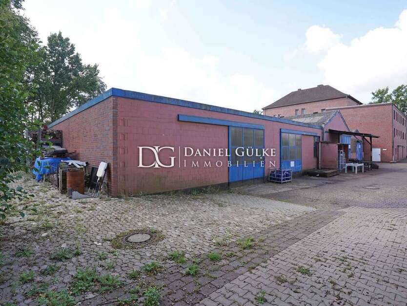 Halle in Garbsen 1.250 € 287 m²