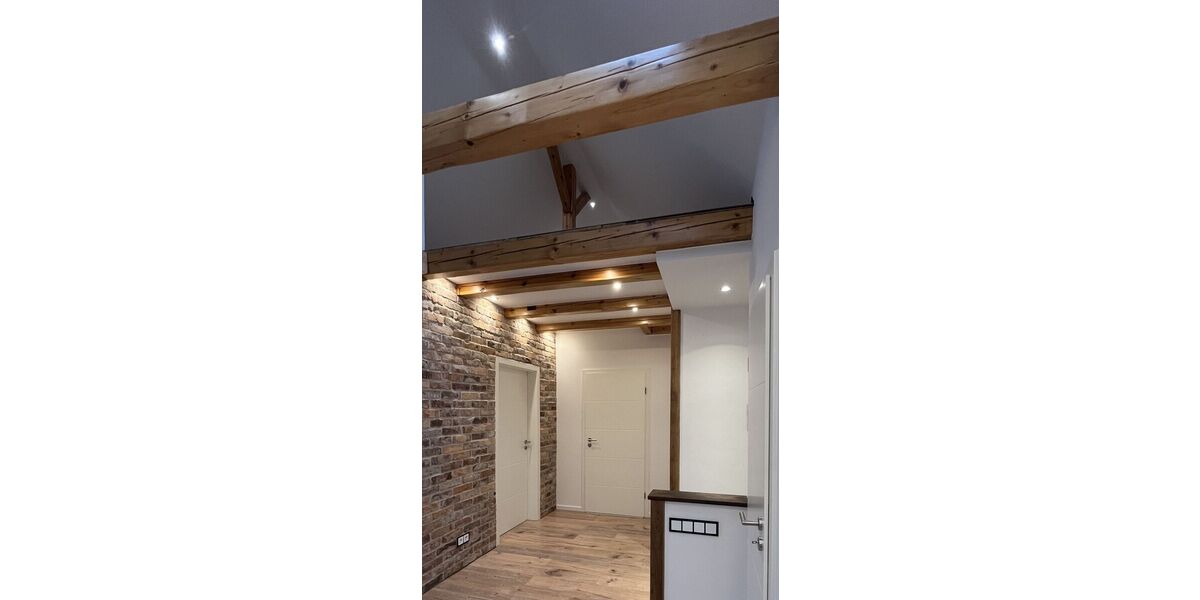 Single Dachgeschosswohnung zum Verlieben - Dachgeschoßwohnung Isernhagen Kircher Bauerschaft | Angebot:26633669
