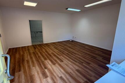 Bürofläche in Altwarmbüchen zu vermieten zimmer