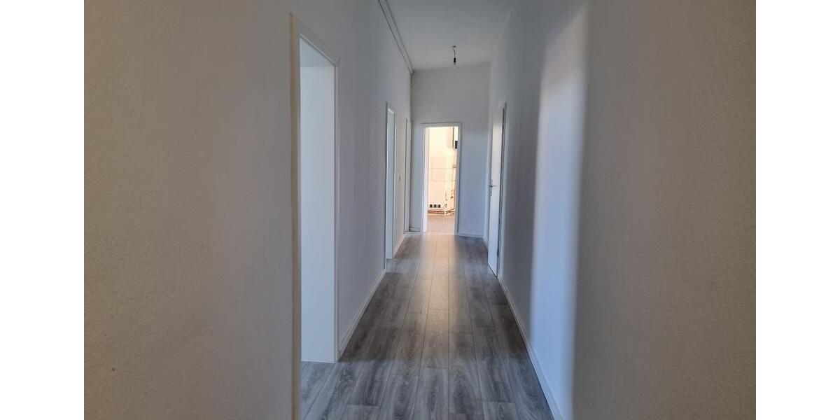 Helle und gepflegte 3-Zimmer-Wohnung mit guter Verkehrsanbindung 3 zimmer