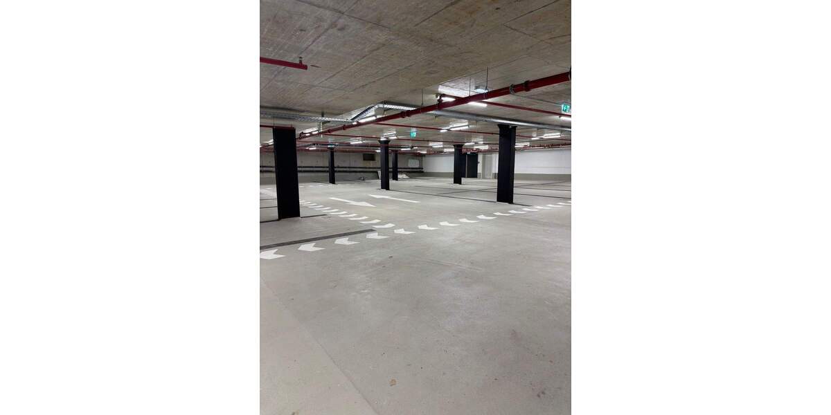 Etagenwohnung Hannover Döhren - 4 Zimmer, 125 m&sup2;, 1.750&euro; | Angebot:25665171