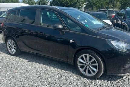 Opel Zafira 189.000 km 4.999 &euro; Hannover 30179