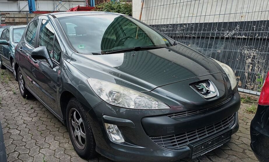 Peugeot 308 200.000 km 3.200 € Hannover 30165