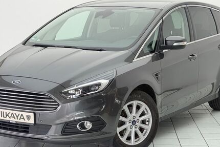 Ford S-Max 112.600 km 11.900 &euro; Giesen 31180
