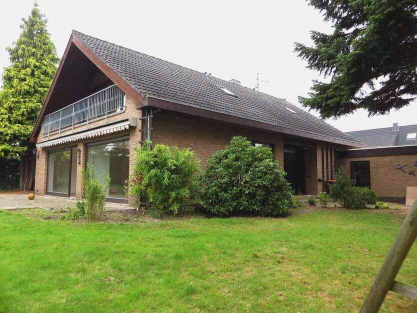 Haus zum Mieten in Wedemark 1.600 € 202 m²