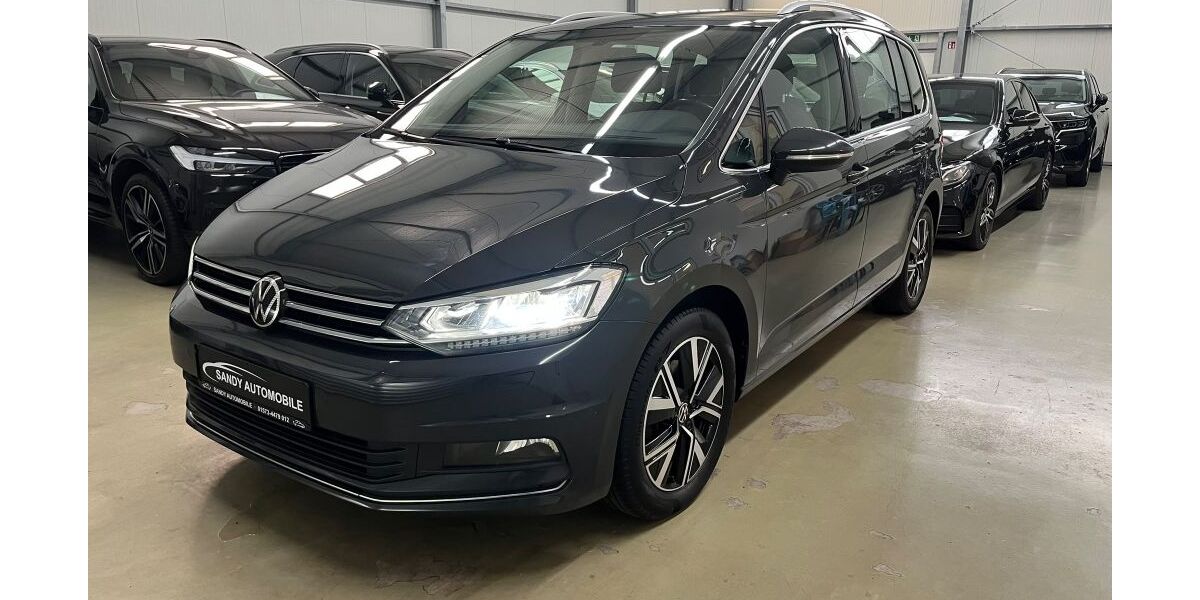 VW Touran 176.173 km 15.990 &euro; Ronnenberg 30952