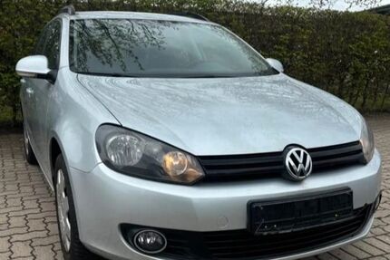VW Golf 231.000 km 2.700 &euro; Hannover 30539