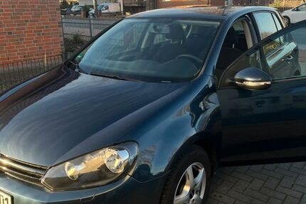 VW Golf 140.562 km 4.700 &euro; Garbsen 30827