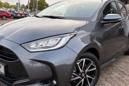 Toyota Yaris 21.300 km 20.990 € Hildesheim 31137