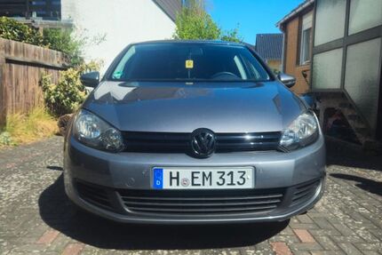 VW Golf 132.000 km 5.900 &euro; Hannover 30627