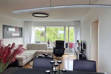 Wohnung zum Mieten in Hannover 1.090 € 91 m² 4 zimmer