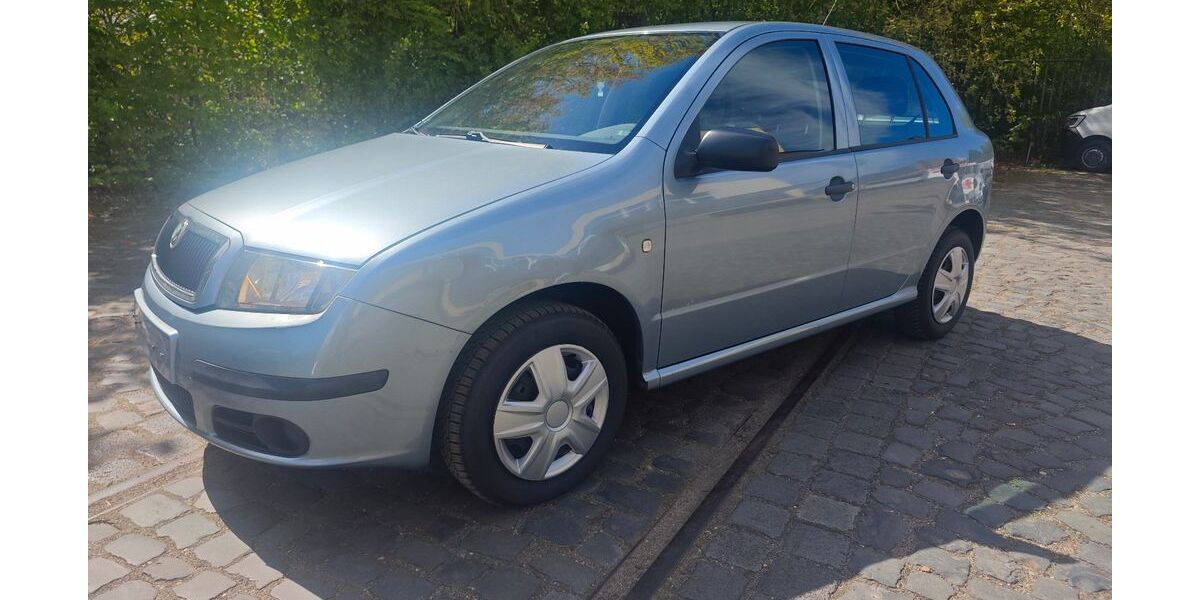 Skoda Fabia 156.421 km 2.799 &euro; Hannover 30453