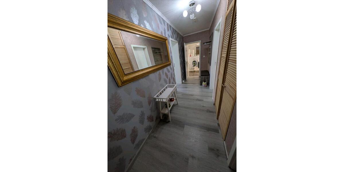 Etagenwohnung Burgwedel - 3 Zimmer, 74 m&sup2;, 285.000&euro; | Angebot:27222470