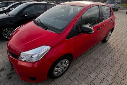 Toyota Yaris 47.264 km 7.500 &euro; Rodenberg 31552