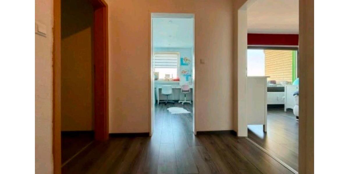 Erdgeschoßwohnung Seelze - 6 Zimmer, 132 m&sup2;, 260.000&euro; | Angebot:27273568