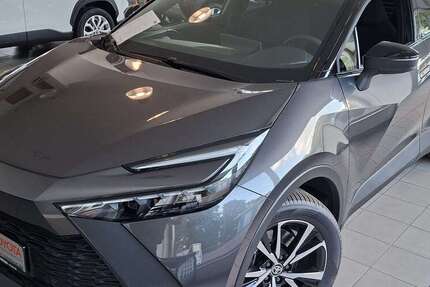 Toyota C-HR 1.190 km 32.990 &euro; Hannover 30165