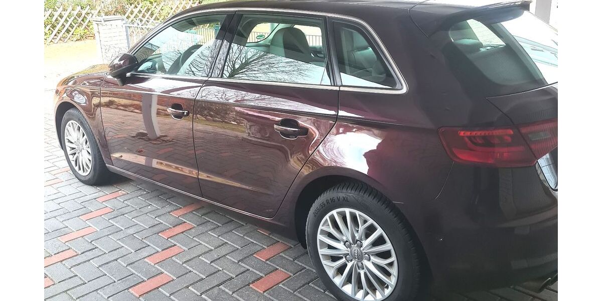 Audi A3 111.000 km 16.450 € Hannover 30627