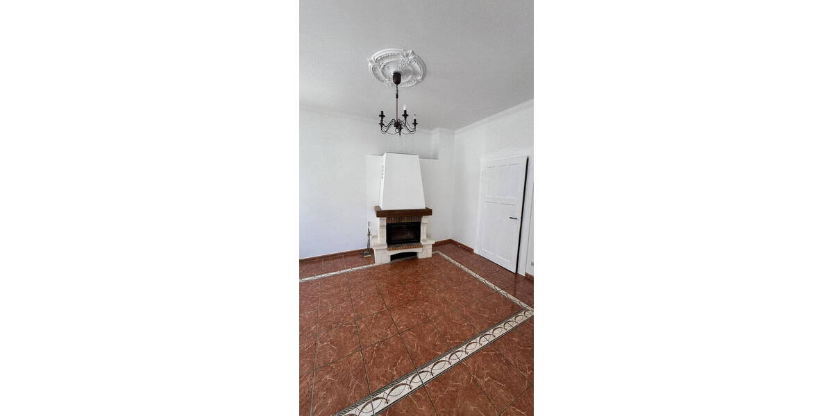 Etagenwohnung Hannover List - 6 Zimmer, 160 m&sup2;, 1.750&euro; | Angebot:26402150