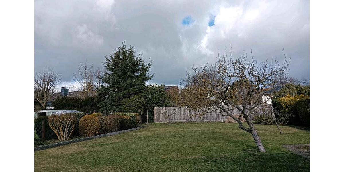 Etagenwohnung Laatzen - 3 Zimmer, 150 m&sup2;, 750&euro; | Angebot:25365330