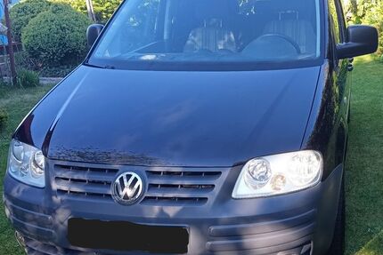 VW Caddy 221.880 km 5.600 &euro; Hannover 30627